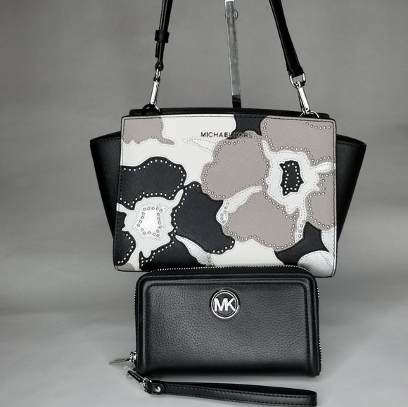 Michael Kors 2 SET PURSE BAG WRISTLET WALLET NWT - Picture 11 of 11